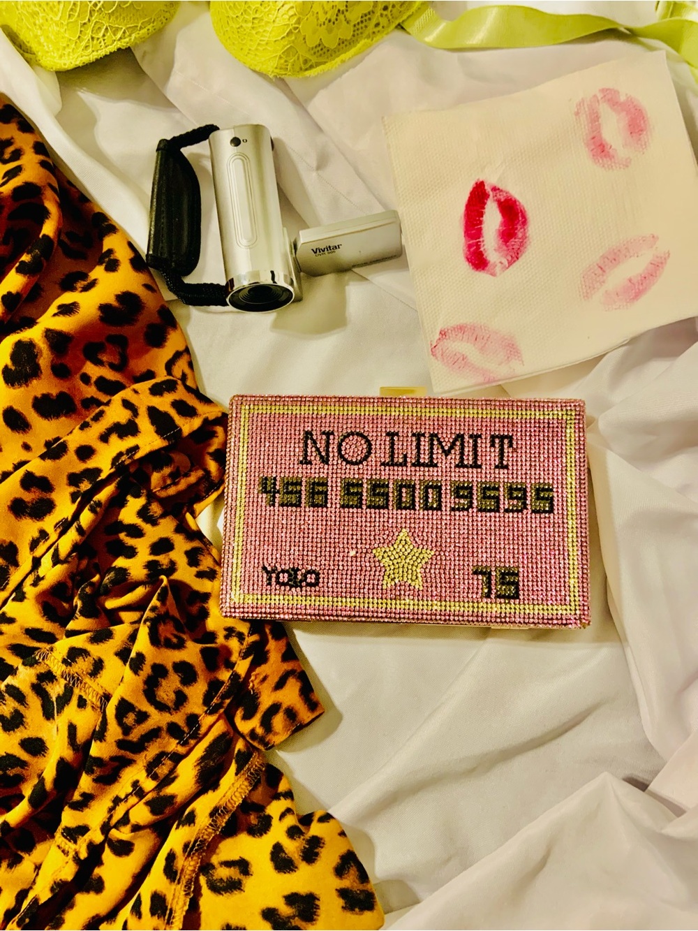 9-19No Limit Pink Crystal Clutch Bag